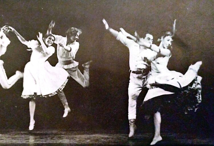 Tournez chevaux de bois 1